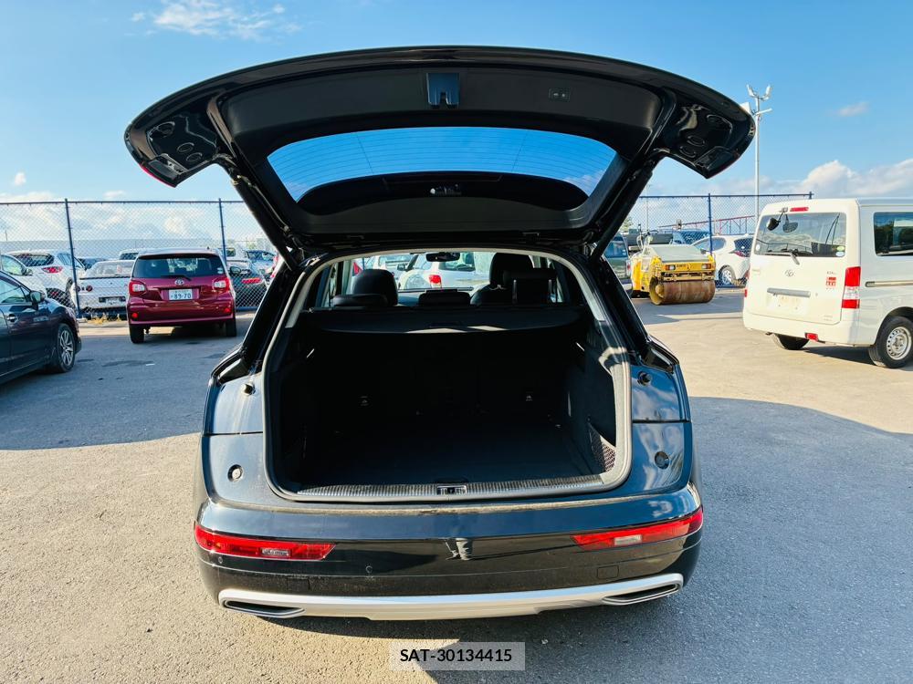 Audi Q5 2019-08 8281143-24
