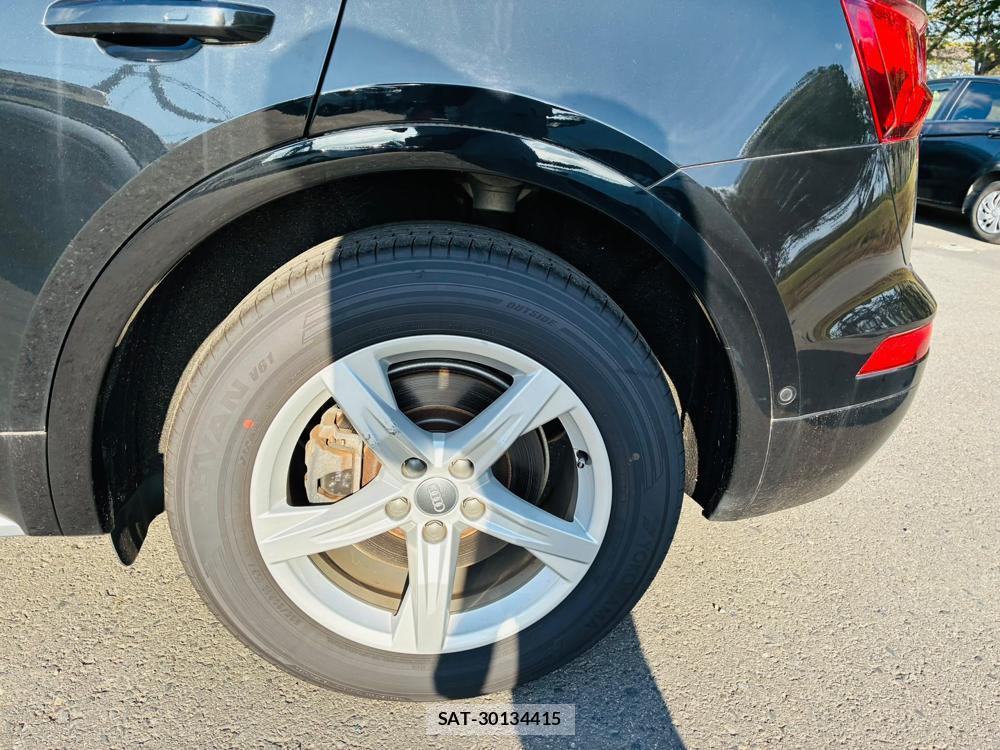 Audi Q5 2019-08 8281143-28