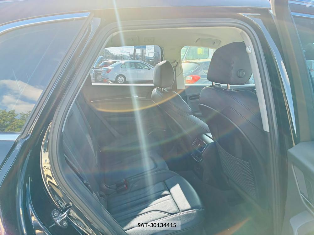 Audi Q5 2019-08 8281143-8