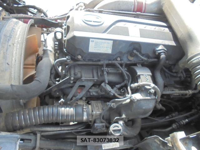 Nissan QUON 2011-09 762164-18