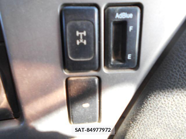 Nissan QUON 2008-08 863340-13