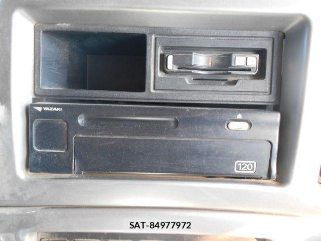 Nissan QUON 2008-08 863340-20