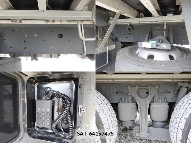 Nissan QUON 2015-05 1088162-13