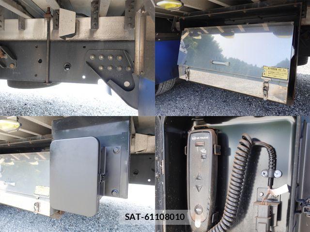 Nissan QUON 2017-12 1208244-14