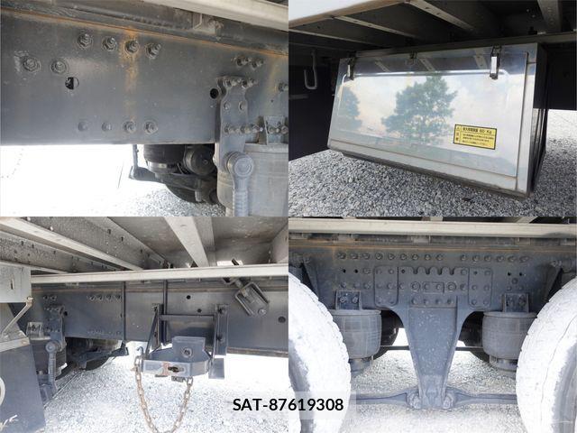 Nissan QUON 2018-08 1208245-11