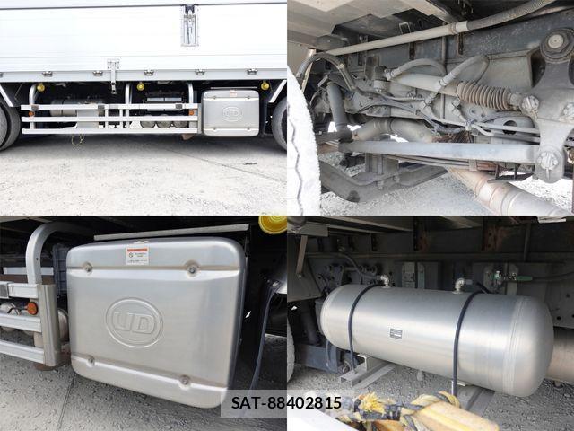 Nissan QUON 2017-07 1215353-10