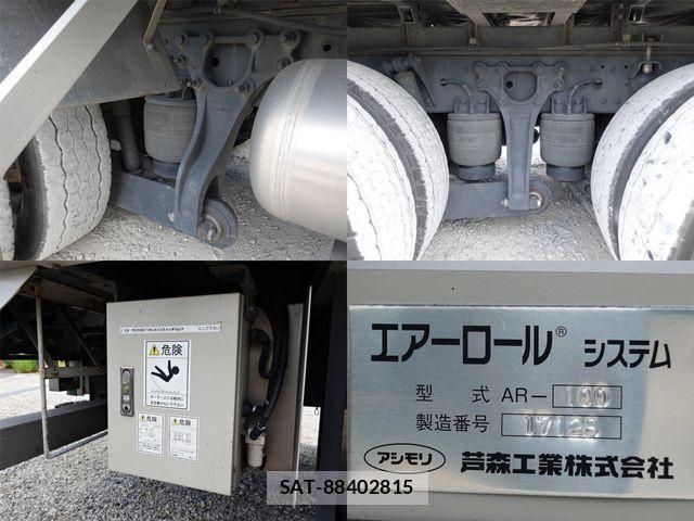 Nissan QUON 2017-07 1215353-11