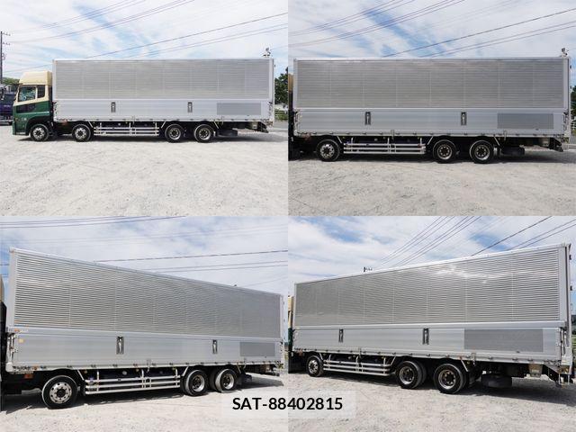 Nissan QUON 2017-07 1215353-5