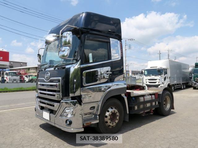Nissan QUON 2019-12 1224328-1