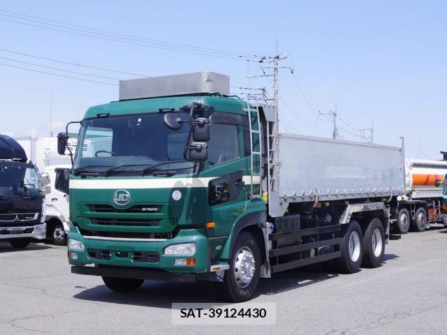 Nissan QUON 2014-06 1224310-0