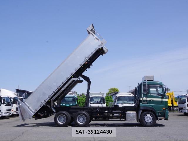 Nissan QUON 2014-06 1224310-9