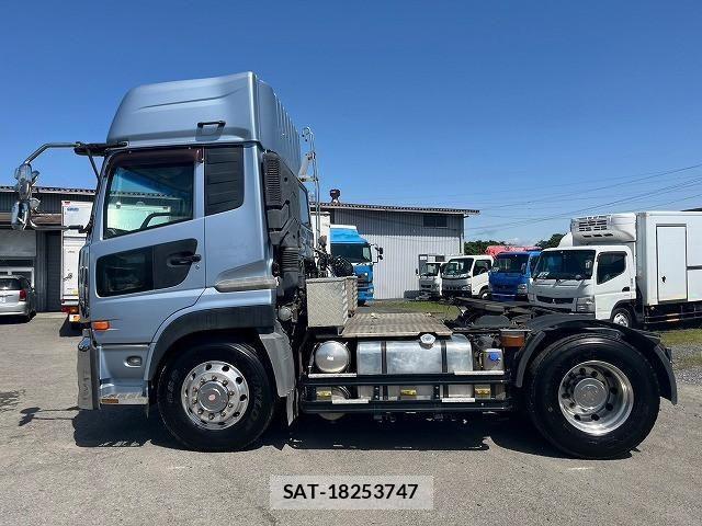 Nissan QUON 2012-01 1229290-8
