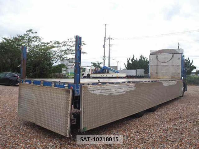 Nissan QUON 2013-07 1229295-13
