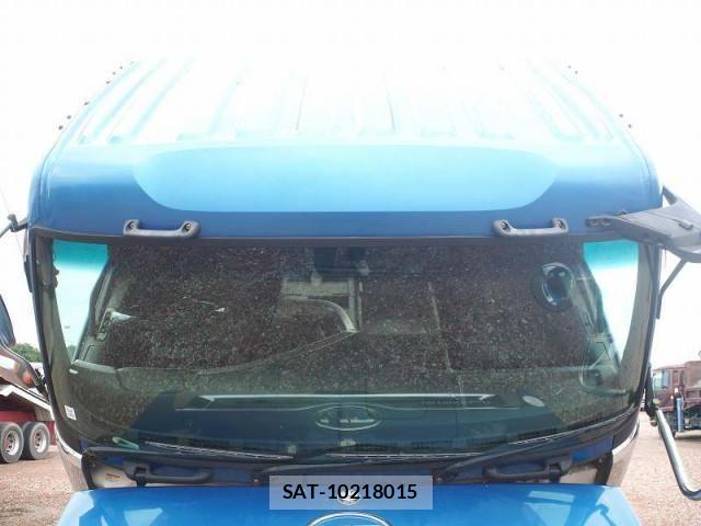 Nissan QUON 2013-07 1229295-15