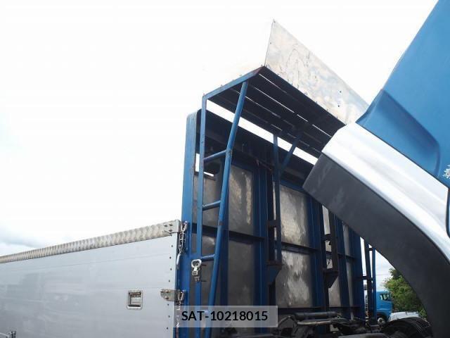 Nissan QUON 2013-07 1229295-18