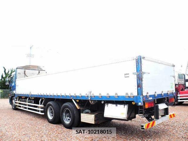 Nissan QUON 2013-07 1229295-2