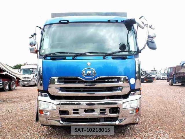Nissan QUON 2013-07 1229295-7