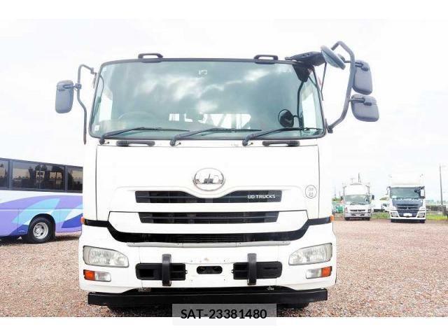 Nissan QUON 2013-07 1229297-7