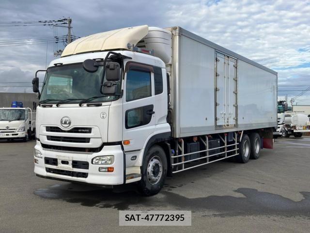 Nissan QUON 2013-06 1268362-0