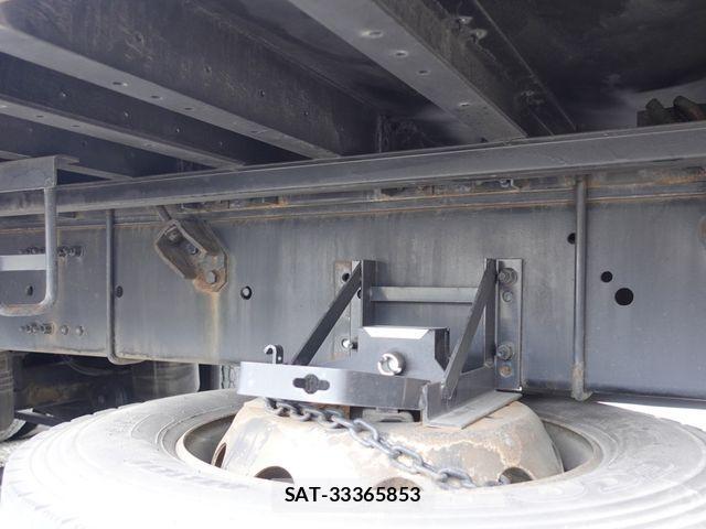Nissan QUON 2019-03 1372425-17