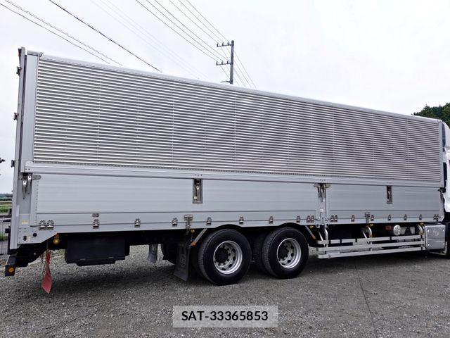 Nissan QUON 2019-03 1372425-4