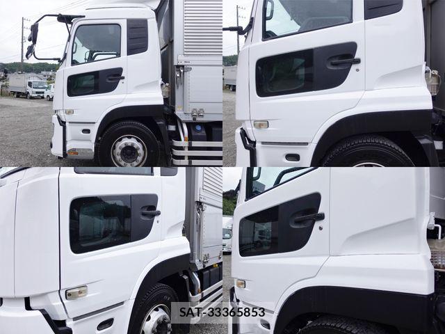 Nissan QUON 2019-03 1372425-8