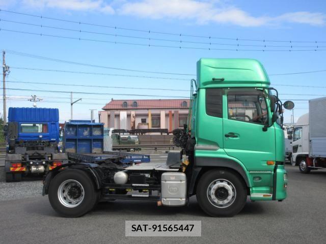 Nissan QUON 2015-03 1372424-2