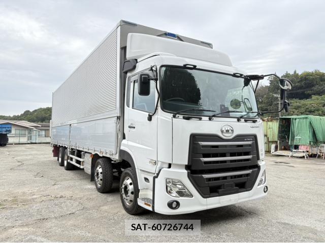 Nissan QUON 2023-04 1402960-2