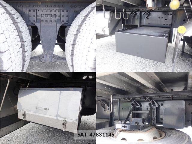 Nissan QUON 2018-12 1446683-13