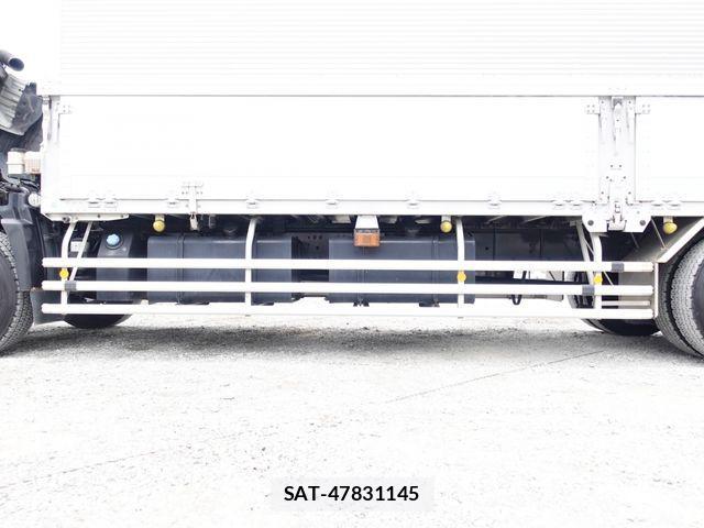 Nissan QUON 2018-12 1446683-15
