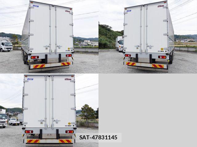 Nissan QUON 2018-12 1446683-4