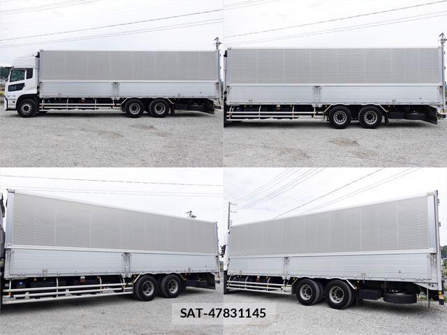 Nissan QUON 2018-12 1446683-5
