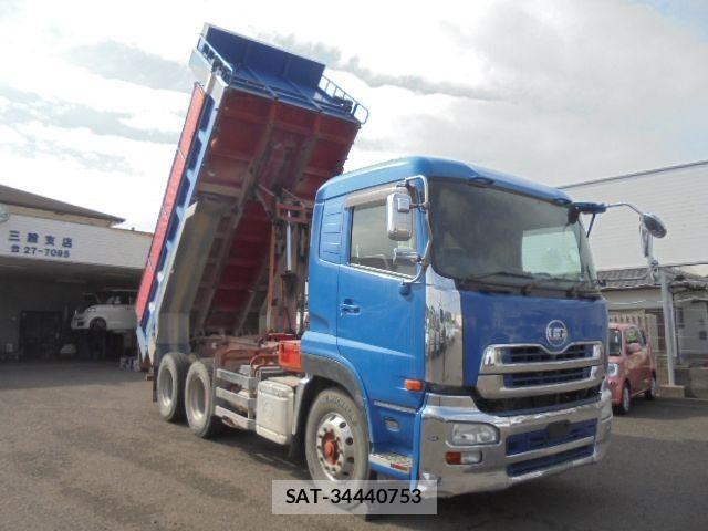 Nissan QUON 2015-06 1587048-27