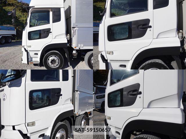 Nissan QUON 2018-03 1694737-9
