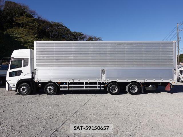 Nissan QUON 2018-03 1694737-7
