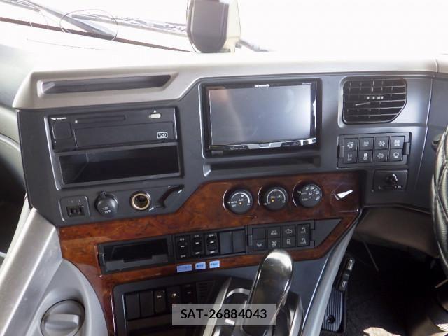 Nissan QUON 2019-03 1745529-10