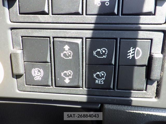 Nissan QUON 2019-03 1745529-15