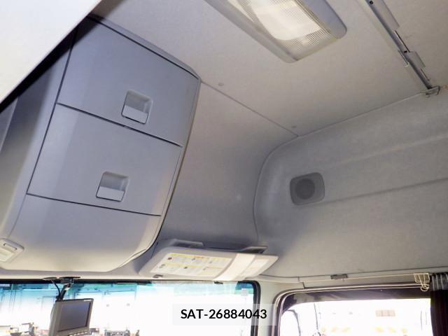 Nissan QUON 2019-03 1745529-18