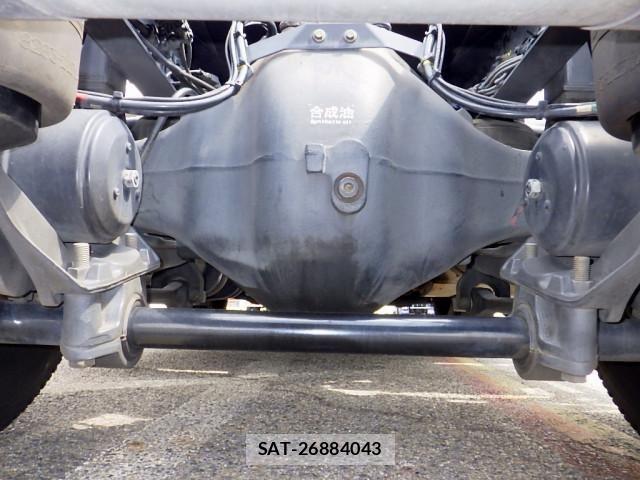 Nissan QUON 2019-03 1745529-25