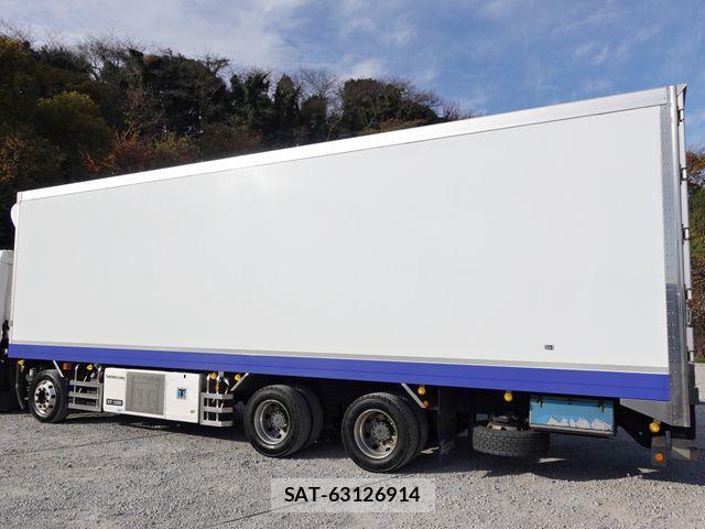 Nissan QUON 2018-10 1873086-10