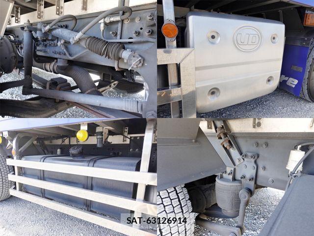 Nissan QUON 2018-10 1873086-21