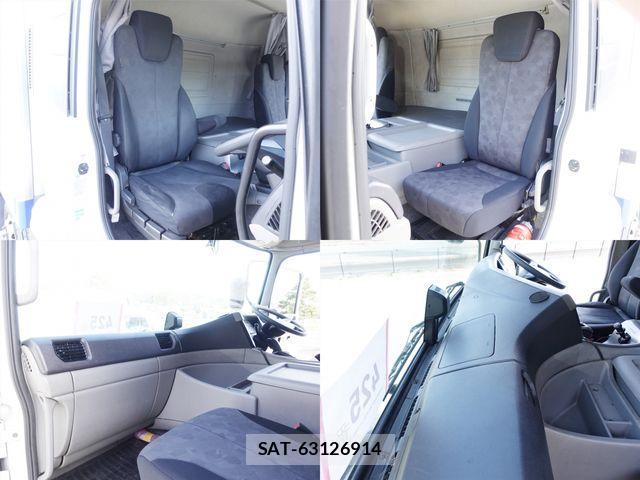 Nissan QUON 2018-10 1873086-26