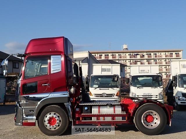 Nissan QUON 2021-09 1905380-5