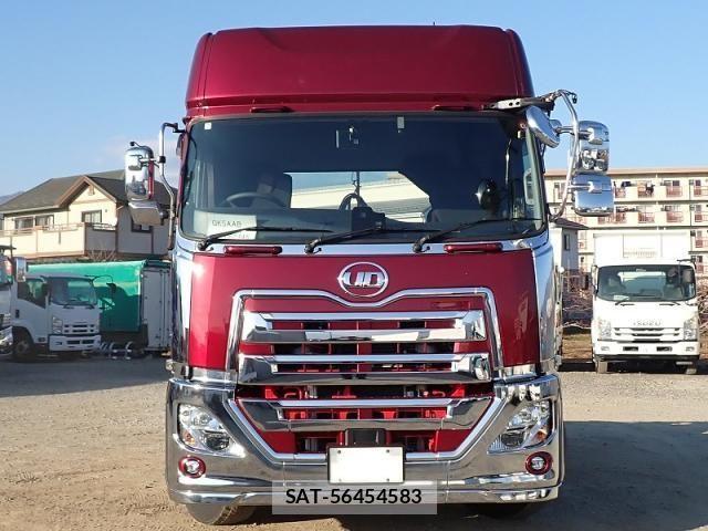 Nissan QUON 2021-09 1905380-7