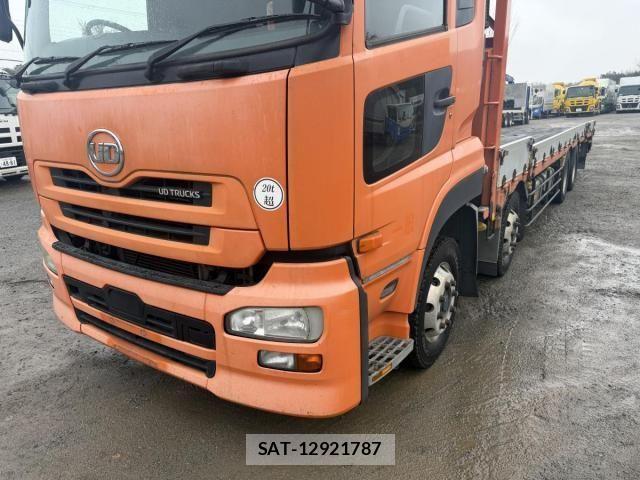Nissan QUON 2014-11 2084960-10