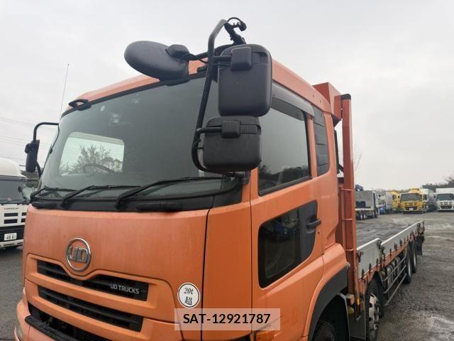 Nissan QUON 2014-11 2084960-11