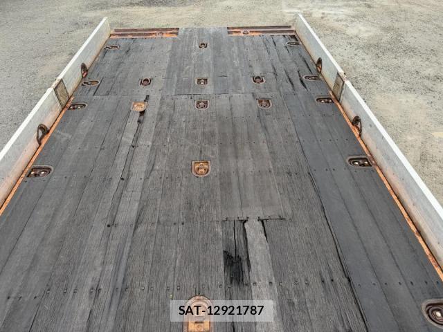 Nissan QUON 2014-11 2084960-25