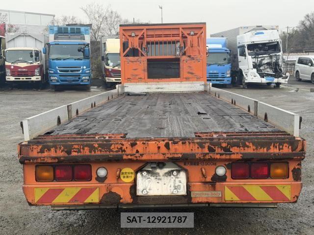 Nissan QUON 2014-11 2084960-3