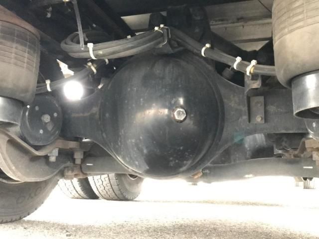 Nissan QUON 2017-12 2103520-17