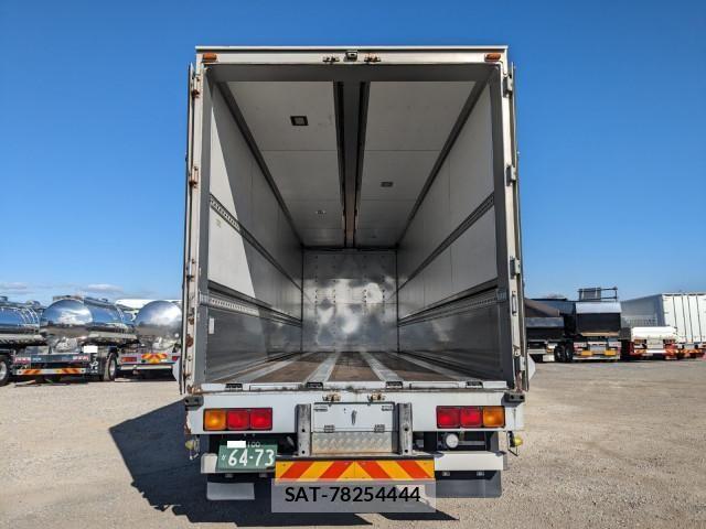 Nissan QUON 2014-10 2317135-7